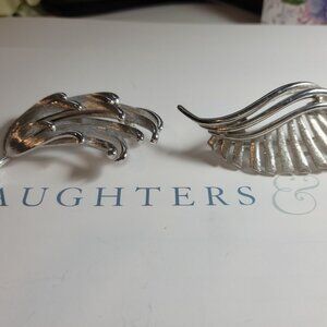 Gifts Mother and Daughter Brooches Vintage Rhodium Finish Leaves Leaf Pin